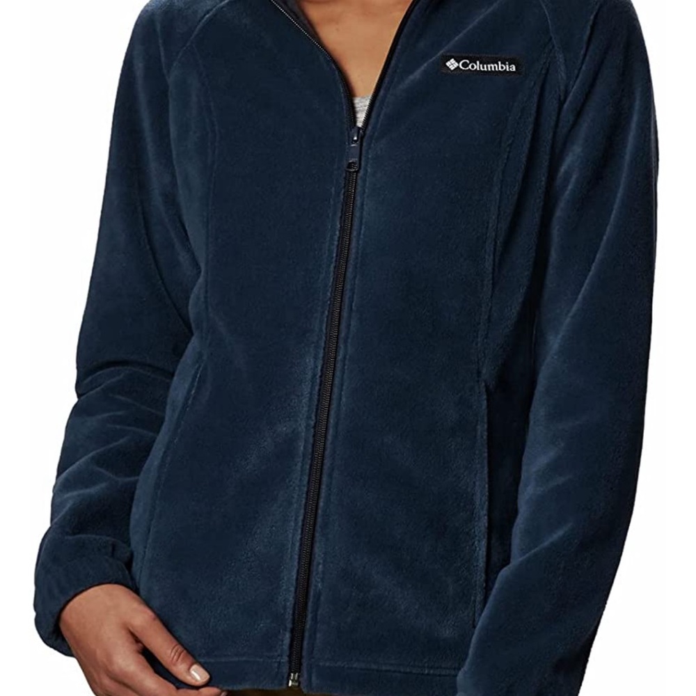 BRAND NEW COLUMBIA SWEATER